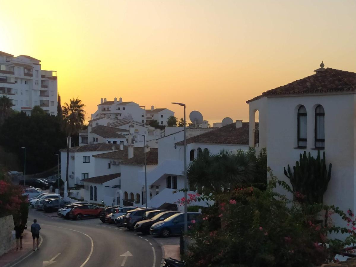 Pueblo Evita Benalmadena Appartement Pres De La Plage Avec Piscine ภายนอก รูปภาพ